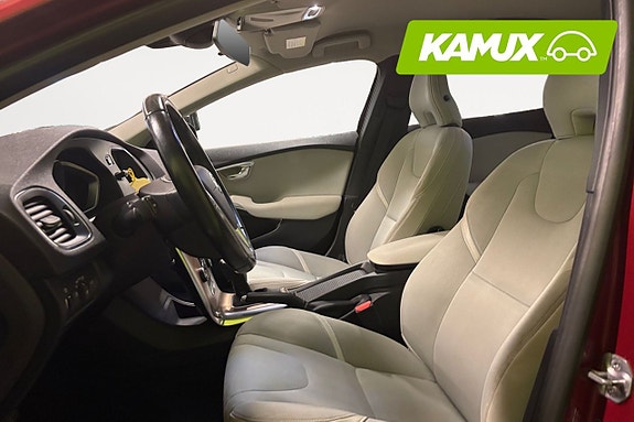 Volvo V40 Cross Country 9 of 24
