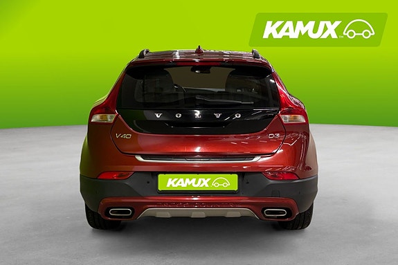 Volvo V40 Cross Country 5 of 24