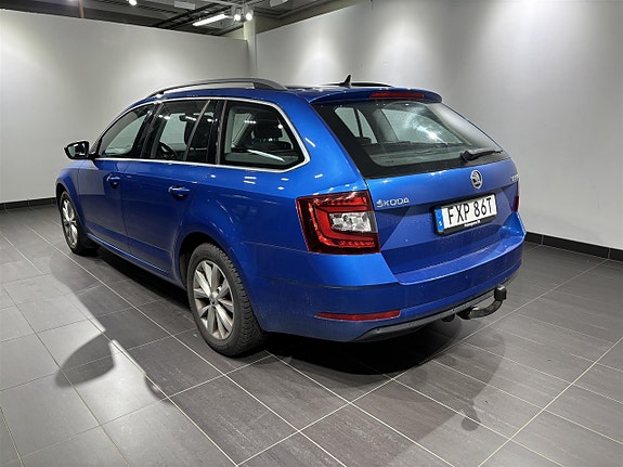Skoda Octavia 2 of 2