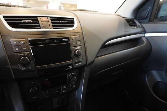 Suzuki Swift 13 of 19