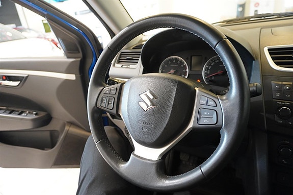 Suzuki Swift 16 of 19