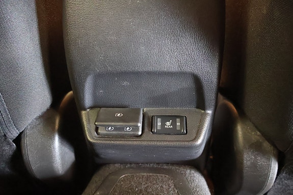 Nissan Leaf 9 of 19