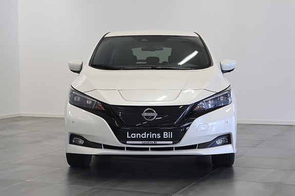 Nissan Leaf 2 of 19