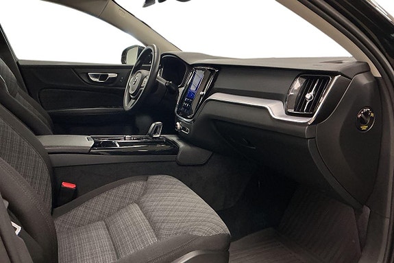Volvo V60 16 of 28