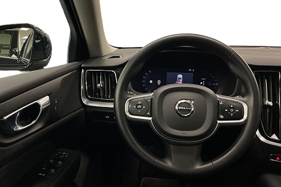 Volvo V60 14 of 28