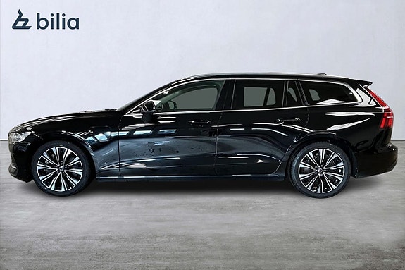 Volvo V60 2 of 28