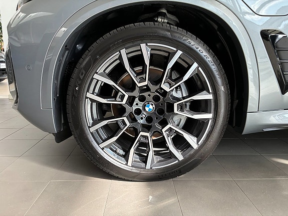 BMW X5 11 of 17