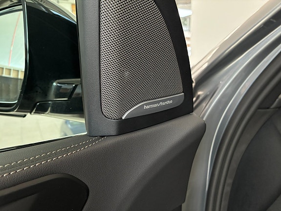 BMW X5 8 of 17