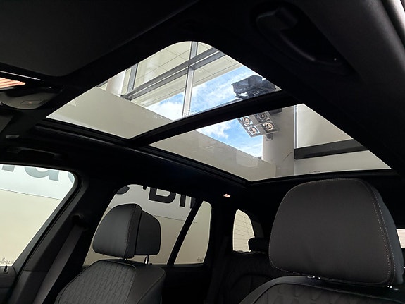 BMW X5 12 of 17