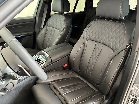 BMW X5 7 of 17
