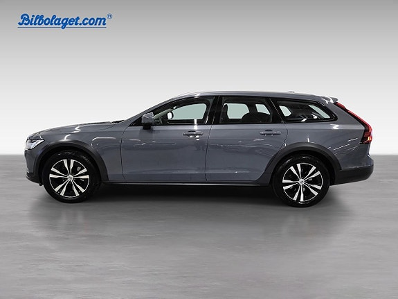 Volvo V90 Cross Country 3 of 10