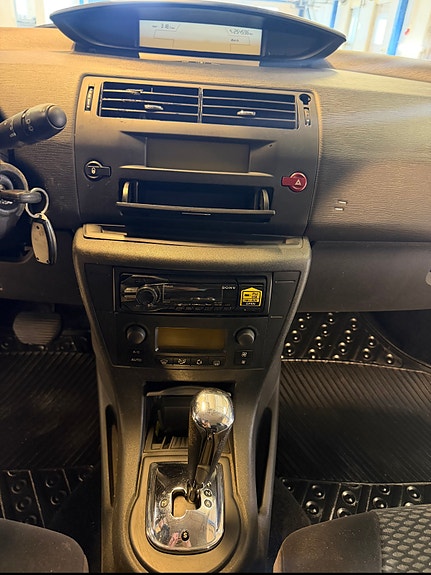 Citroen C4 7 of 7