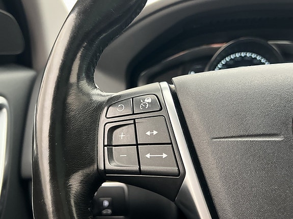 Volvo XC60 21 of 30
