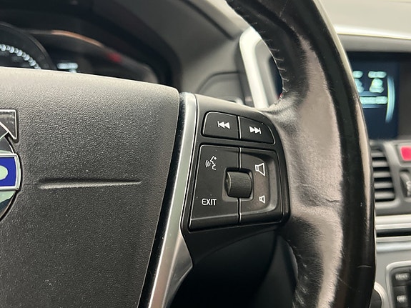 Volvo XC60 22 of 30