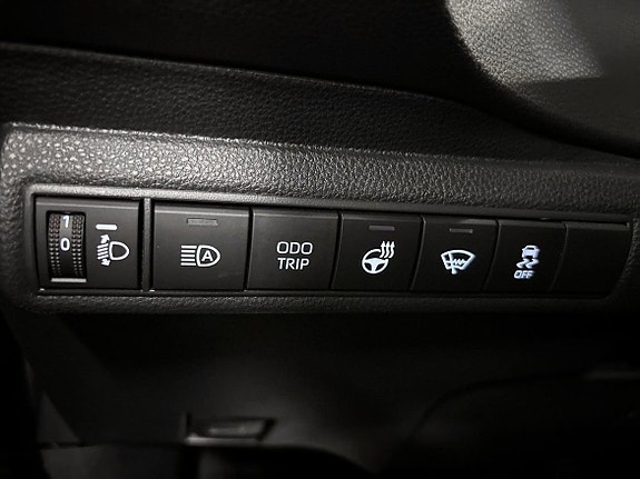 Toyota Corolla 20 of 21