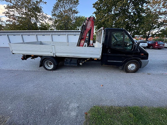 Ford Transit 3 of 8