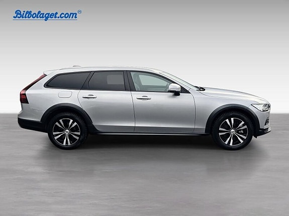 Volvo V90 Cross Country 4 of 20