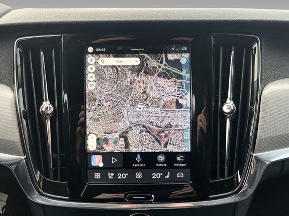 Volvo V90 Cross Country 16 of 20