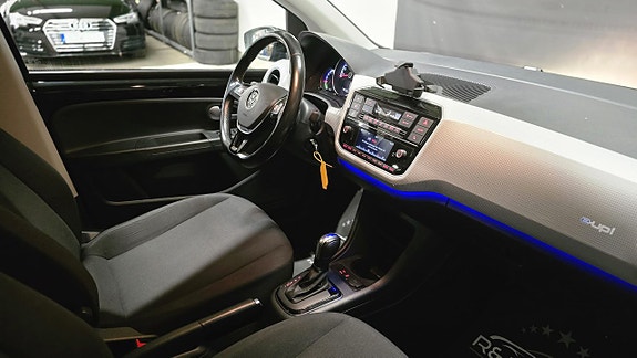 Volkswagen e-Up! 11 of 30