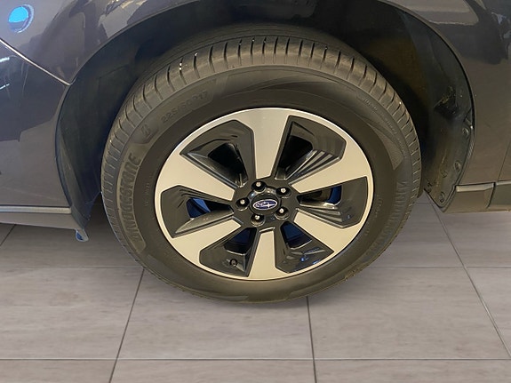 Subaru Forester 15 of 16