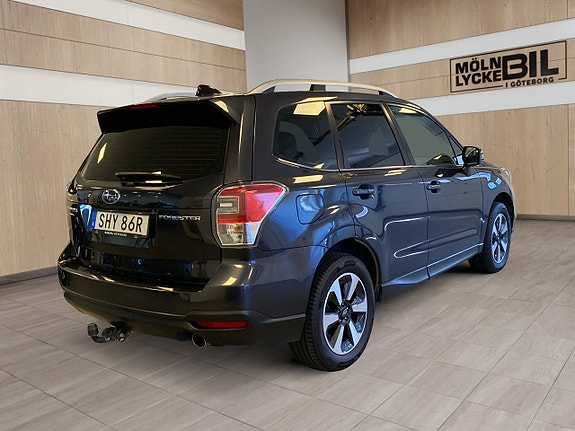 Subaru Forester 3 of 16