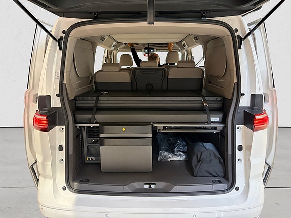 Volkswagen T7 California Beach Camper TDI 150hk AUT Drag & Värmare 13 of 18