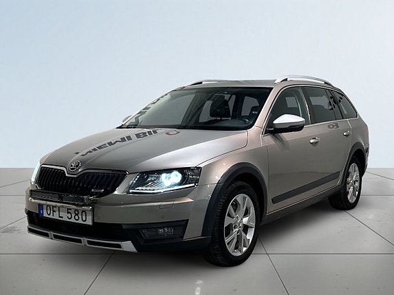Skoda Octavia Scout 16 of 25