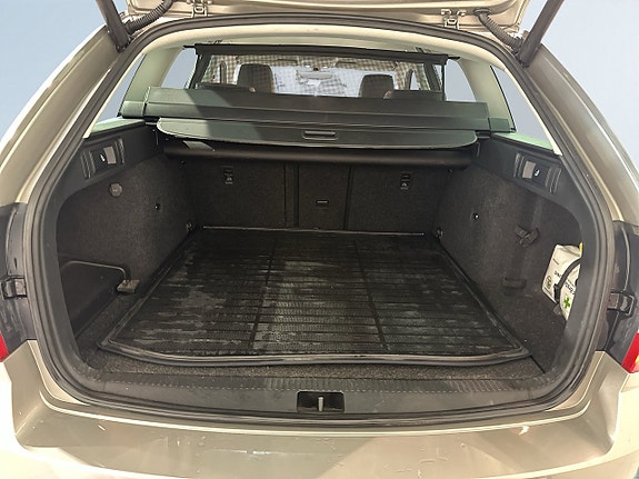 Skoda Octavia Scout 12 of 25