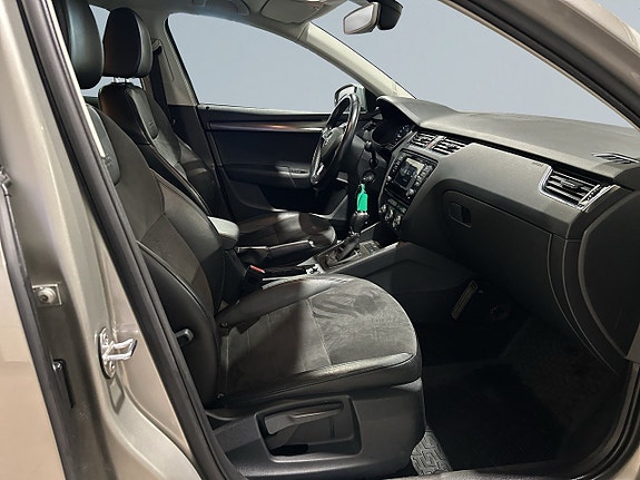 Skoda Octavia Scout 10 of 25