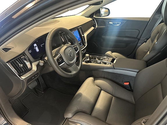 Volvo V60 8 of 19
