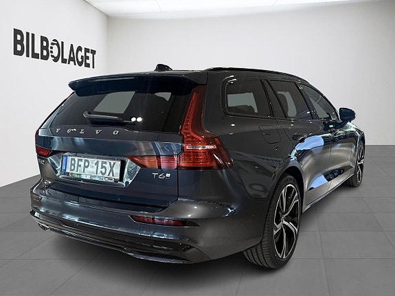Volvo V60 4 of 19