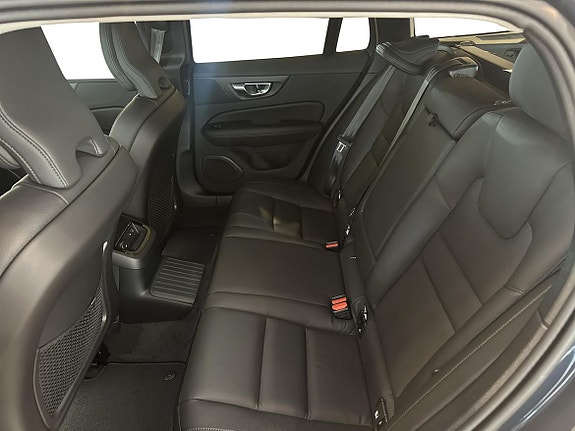 Volvo V60 9 of 19
