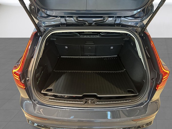 Volvo V60 17 of 19
