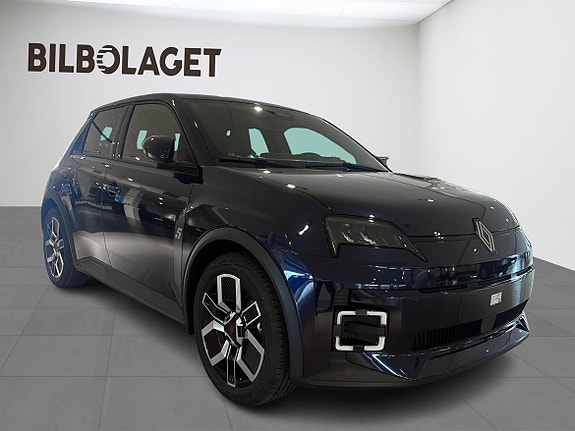 Renault 5 E-Tech 5 of 13