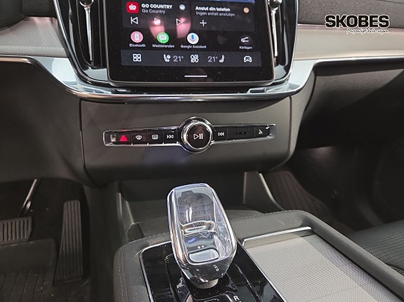 Volvo XC90 13 of 24