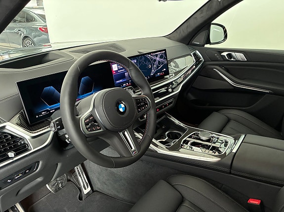 BMW X7 6 of 17