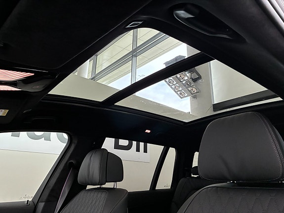 BMW X7 9 of 17