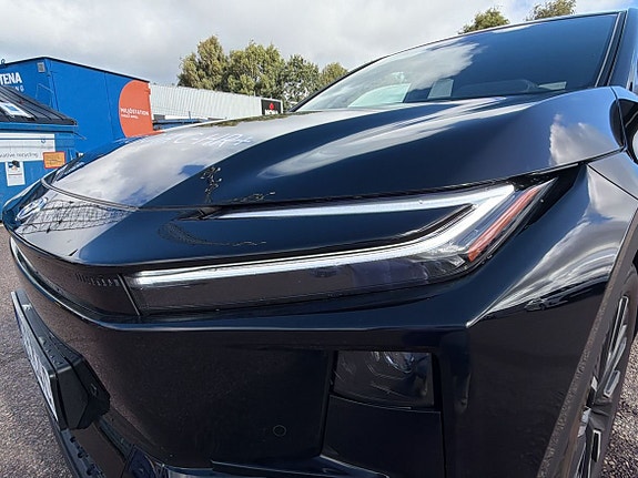 Toyota C-HR 25 of 26