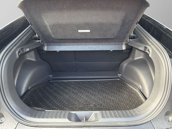 Toyota C-HR 12 of 26