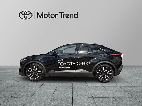 Toyota C-HR 4 of 26