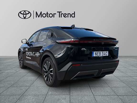 Toyota C-HR 3 of 26
