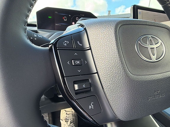 Toyota C-HR 22 of 26