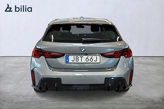 BMW 120 4 of 19