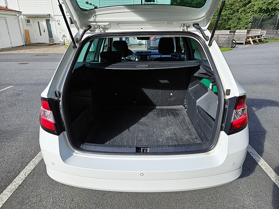 Skoda Fabia 11 of 14