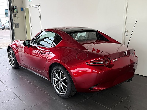 Mazda MX-5 2 of 18