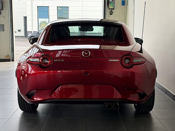Mazda MX-5 5 of 18