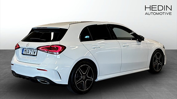 Mercedes-Benz A180 2 of 16