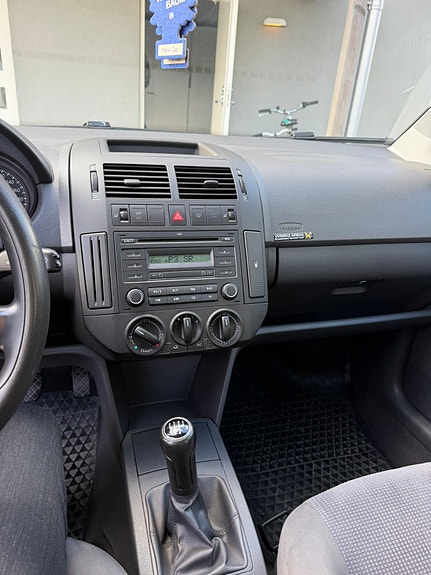 Volkswagen Polo 6 of 10