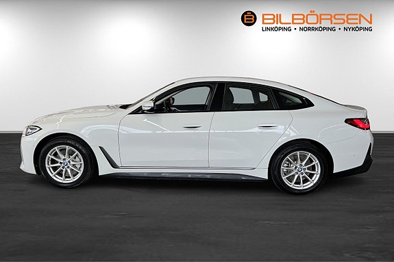 BMW i4 4 of 16