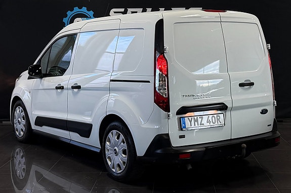 Ford Transit Connect 9 of 29